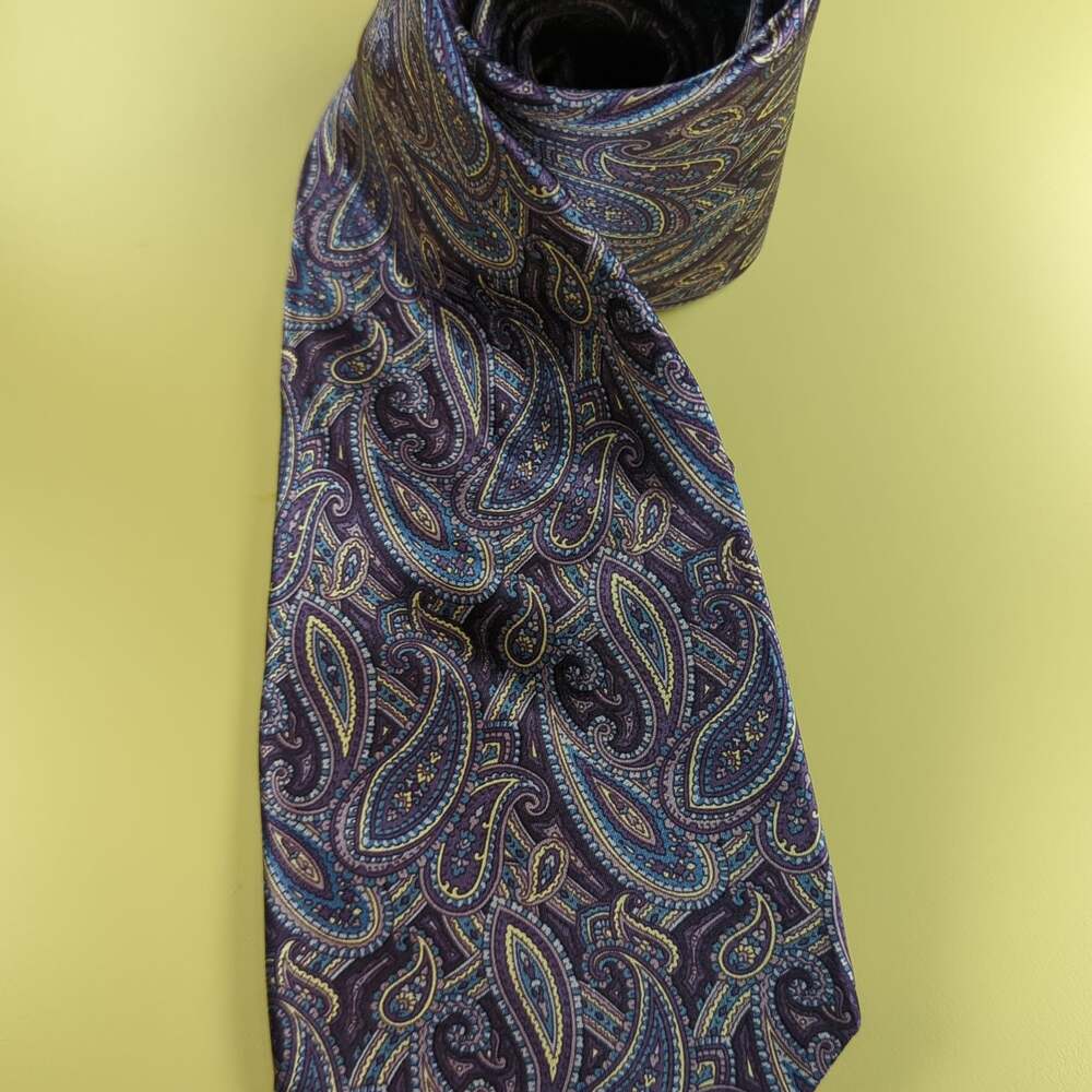 Luca Franzini Tie Rack Red Ivory Blue Geometric 100% Silk Tie